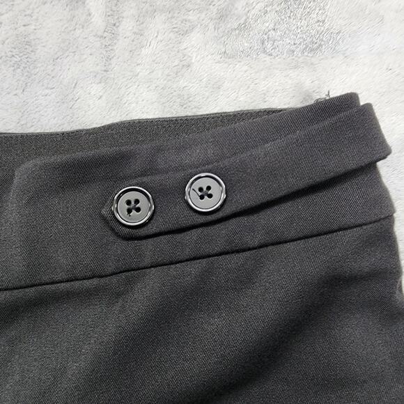 Maurices Pants Women 5/6 Black Low Rise Slim Leg Crop Capri Button Tab Waist - Picture 2 of 14